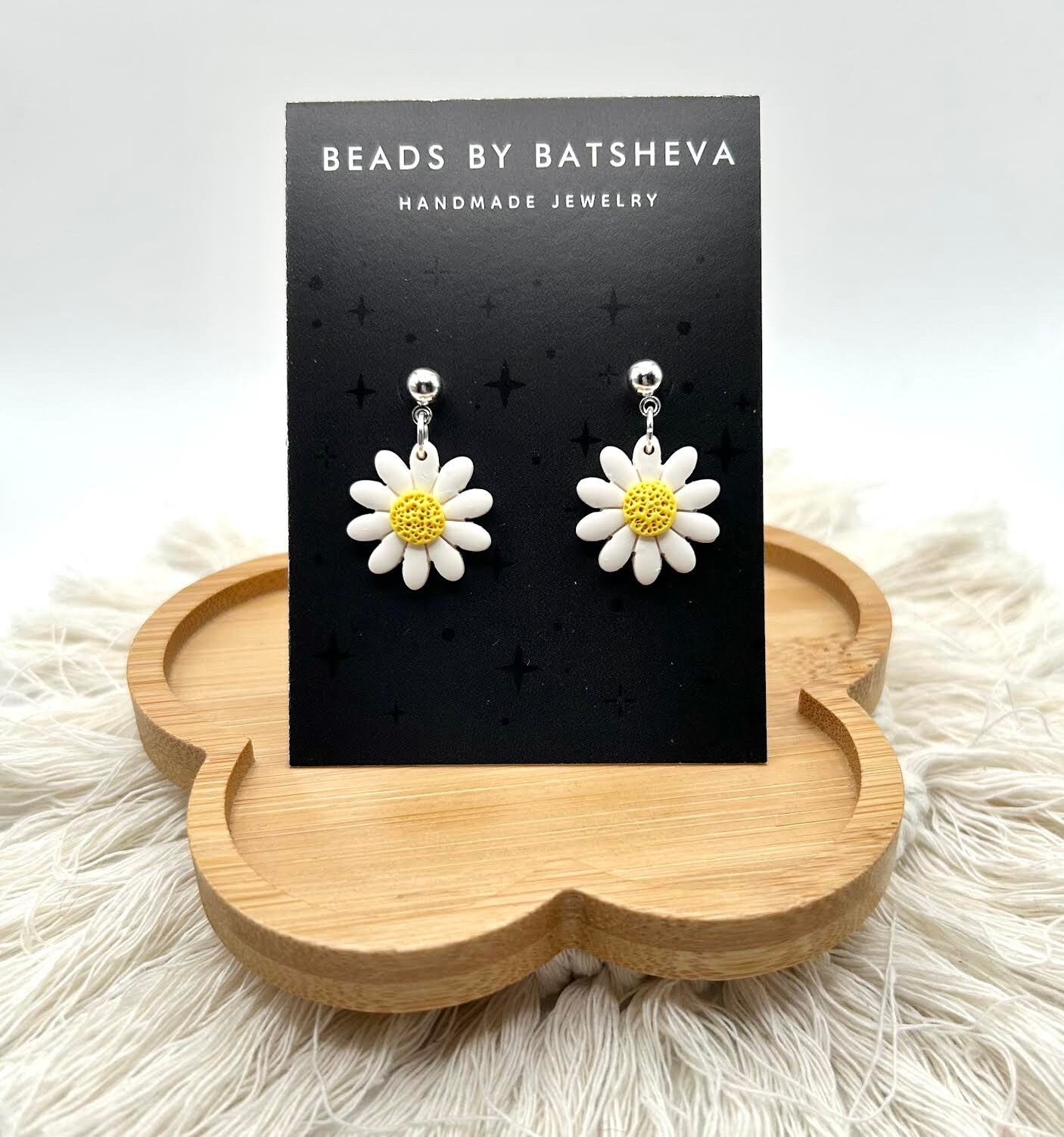 Daisy Handmade Polymer Clay Dangle Earrings